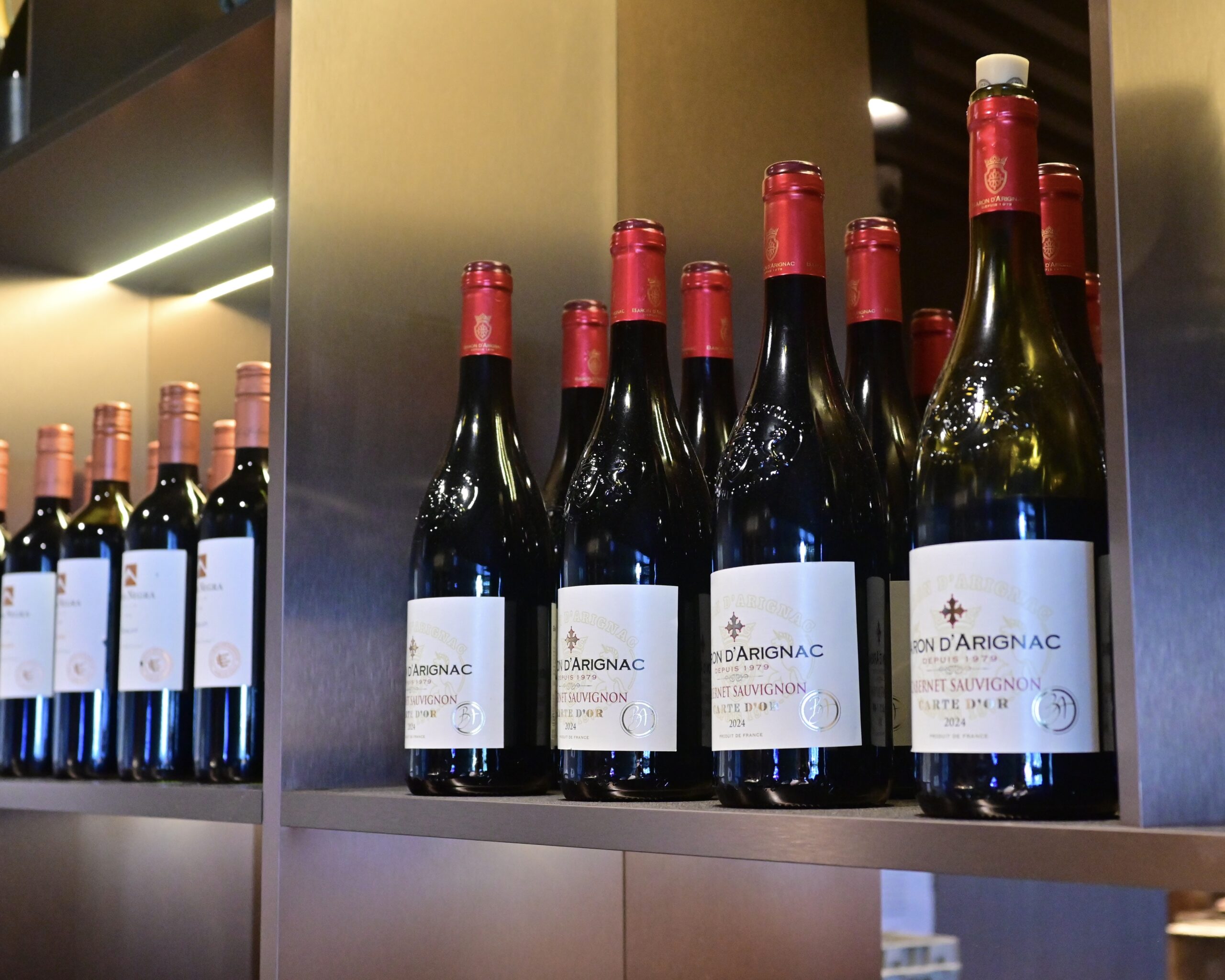 wine bar